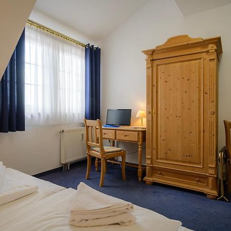 Hotel Zum Engel In Speyer - Roemerberg Berghausen  Exterior foto