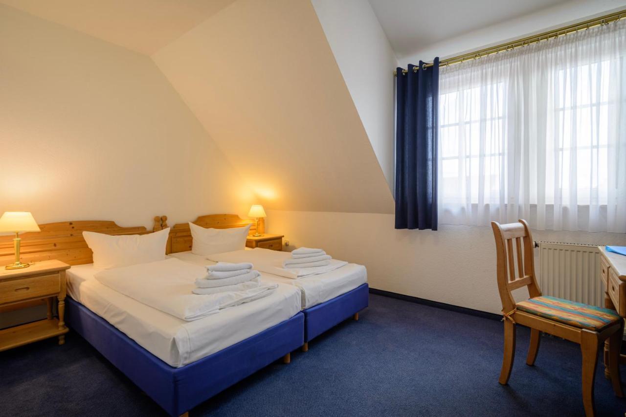 Hotel Zum Engel In Speyer - Roemerberg Berghausen  Exterior foto