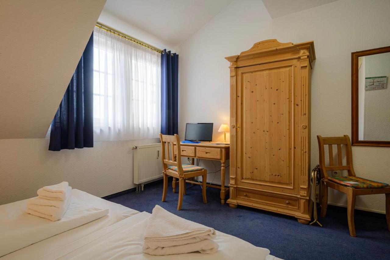 Hotel Zum Engel In Speyer - Roemerberg Berghausen  Exterior foto